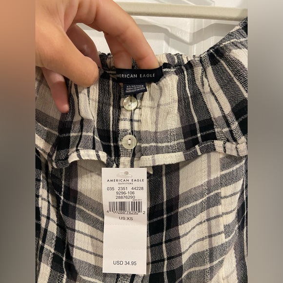 Women’s American Eagle off the shoulder plaid top size XS - Picture 2 of 3